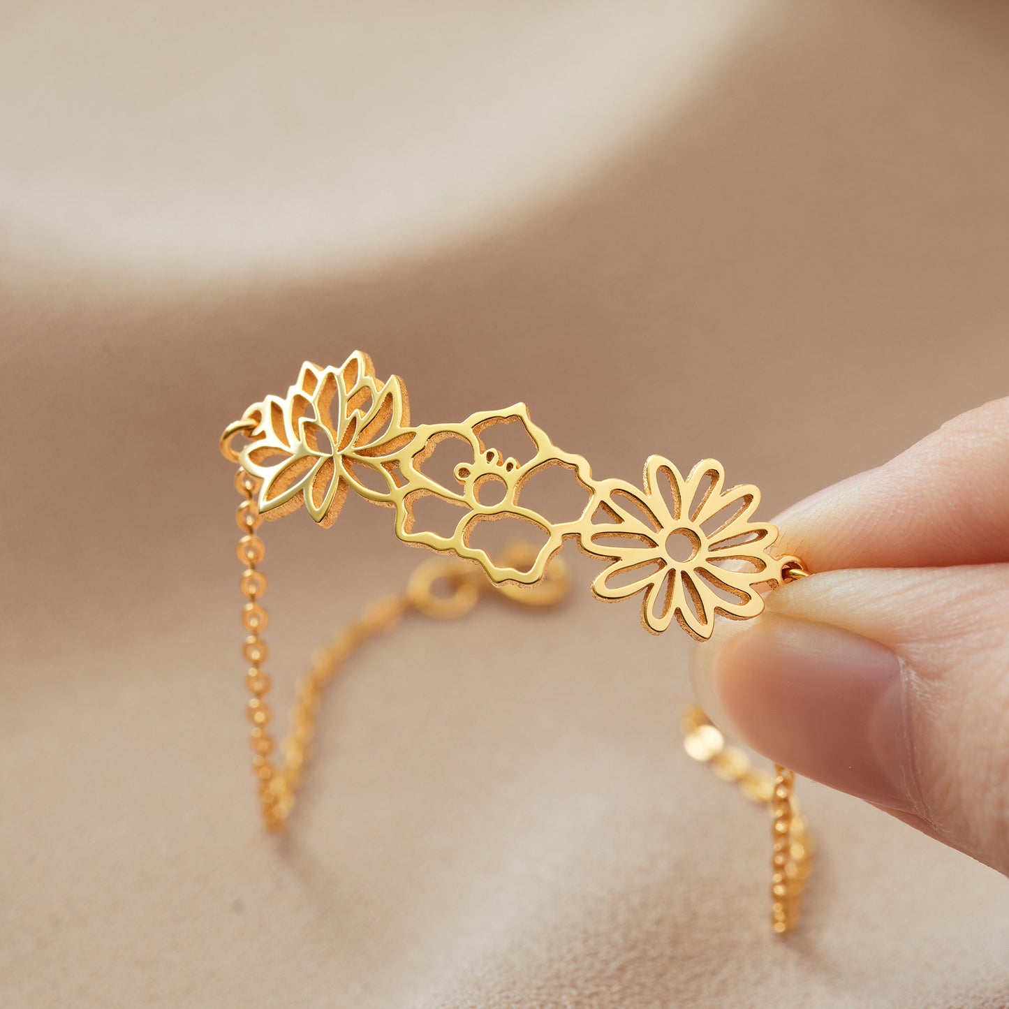 Multiple Birthflower Bracelet, Mom Bracelet, Family Floral Bracelet